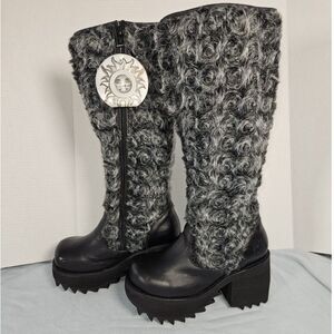 Vintage Unique Murs Faux Fur Platform Lug Sole Knee High Goth Boots Black Size 6